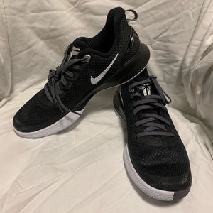 Sz 8.5 Nike Mamba Focus Kobe Bryant Zoom Sneakers